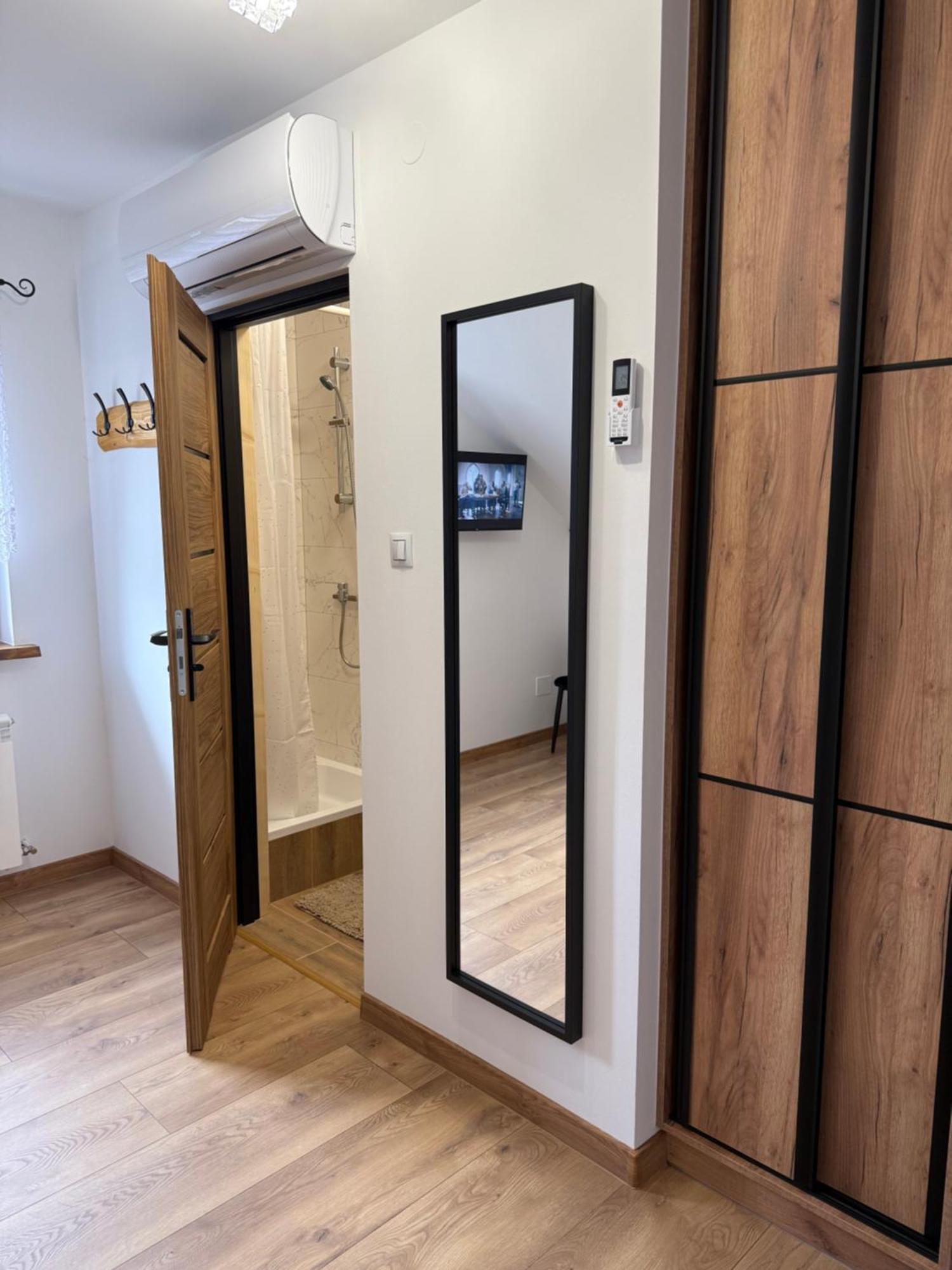 Apartament Z Tarasem I Pokoje Klimatyzowane -Drozdowka Solina 索利纳 外观 照片