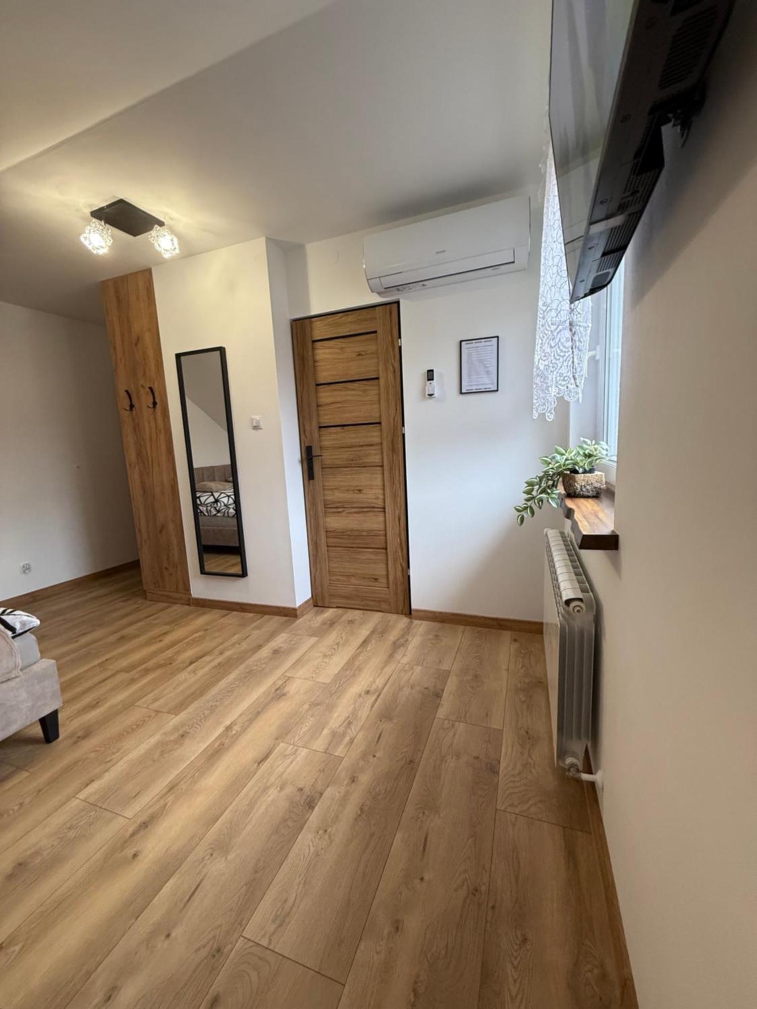 Apartament Z Tarasem I Pokoje Klimatyzowane -Drozdowka Solina 索利纳 外观 照片